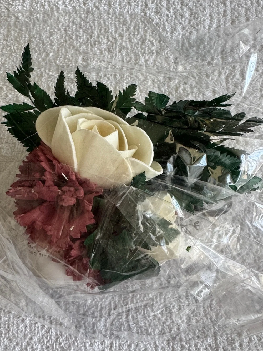 Sola Wood Flowers Romance Boutonnière Set of 3 Flowers